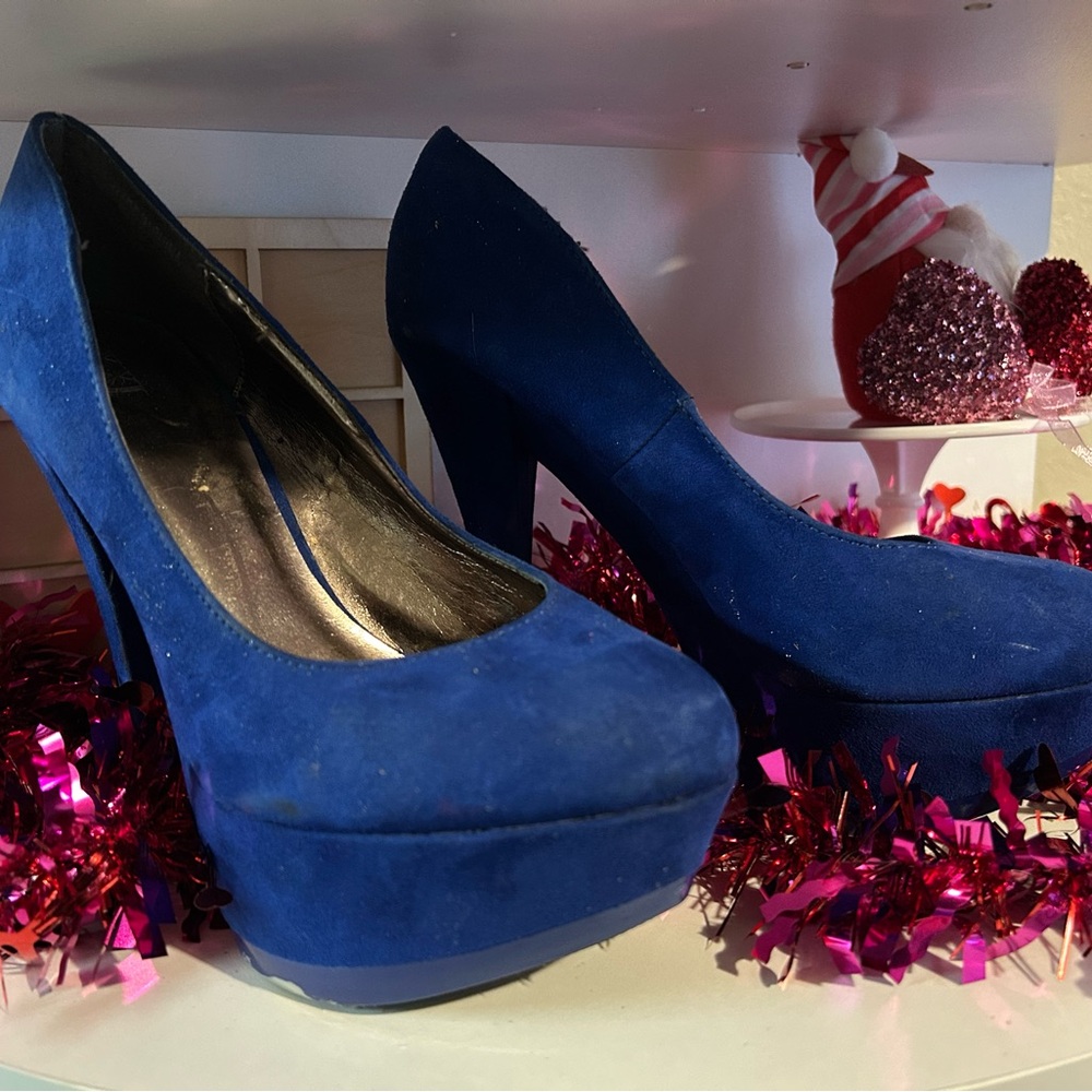 Blue Heels